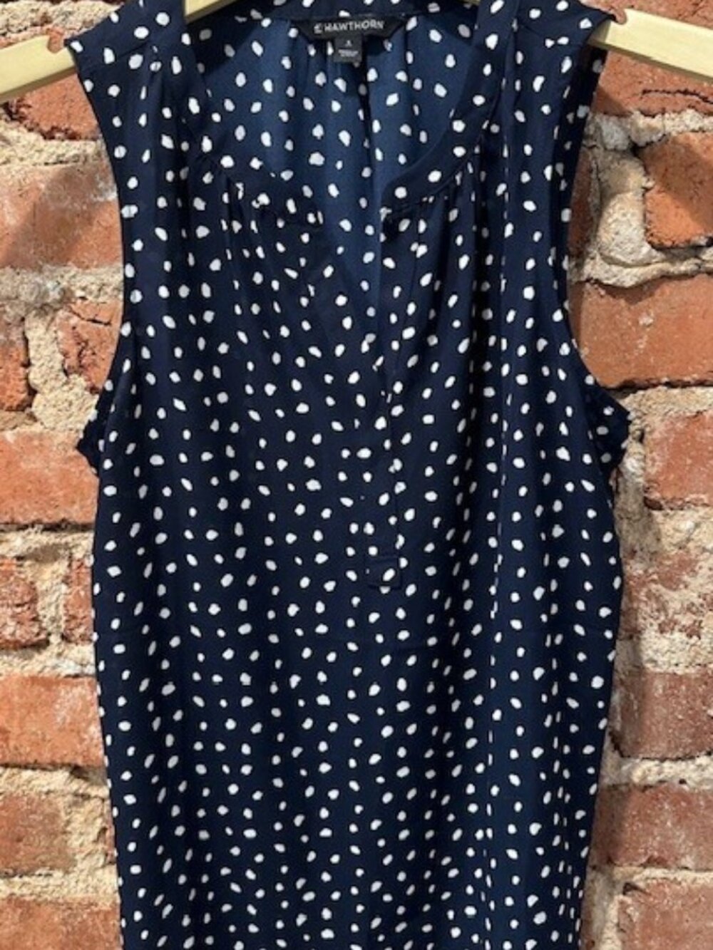41 Hawthorn Mclean Split Neck Sleeveless Blouse